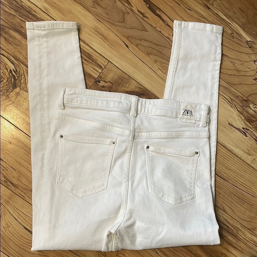 Zara White Skinny Jeans Smooth Denim
